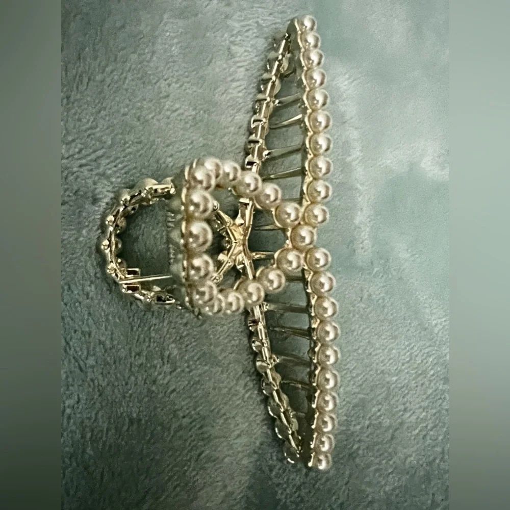 Super Elegant Embellished Hairpin to Enhance your Casual or Night Our Hair look